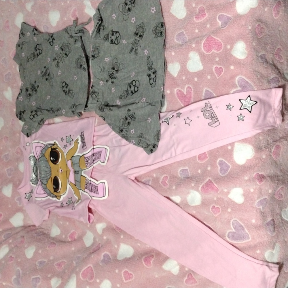 L.O.L doll set